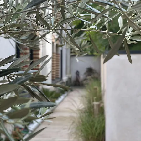 L'atelier Du Charmois Bed & Breakfast